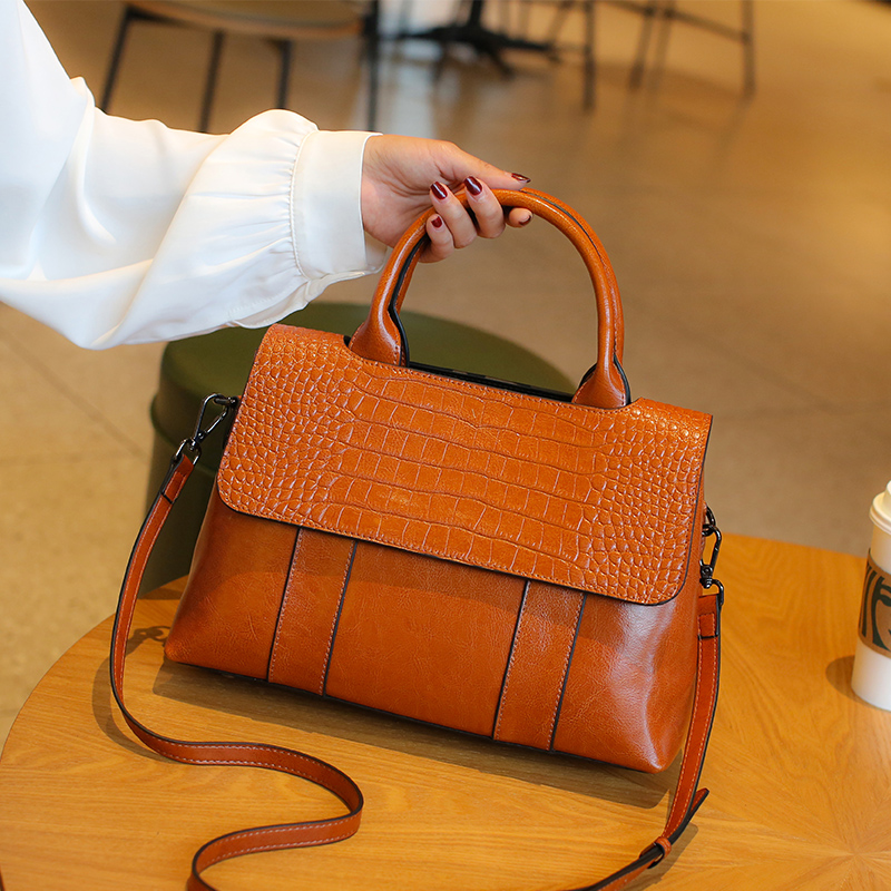 Luxury Bags From China - Kadın İnek Gerçek Deri Crossbody Çanta