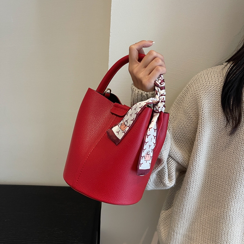 Kırmızı PU Kova Omuz ve Crossb - Luxury Bags For Women Sale incelemesi ve fiyatı