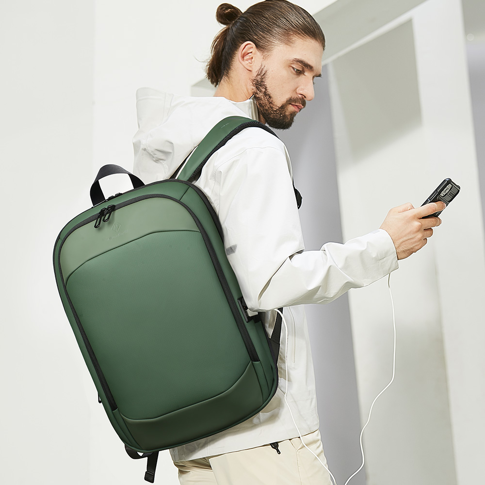Kahraman şövalye iş sırt çanta - Luxury Bags Coach incelemesi ve fiyatı
