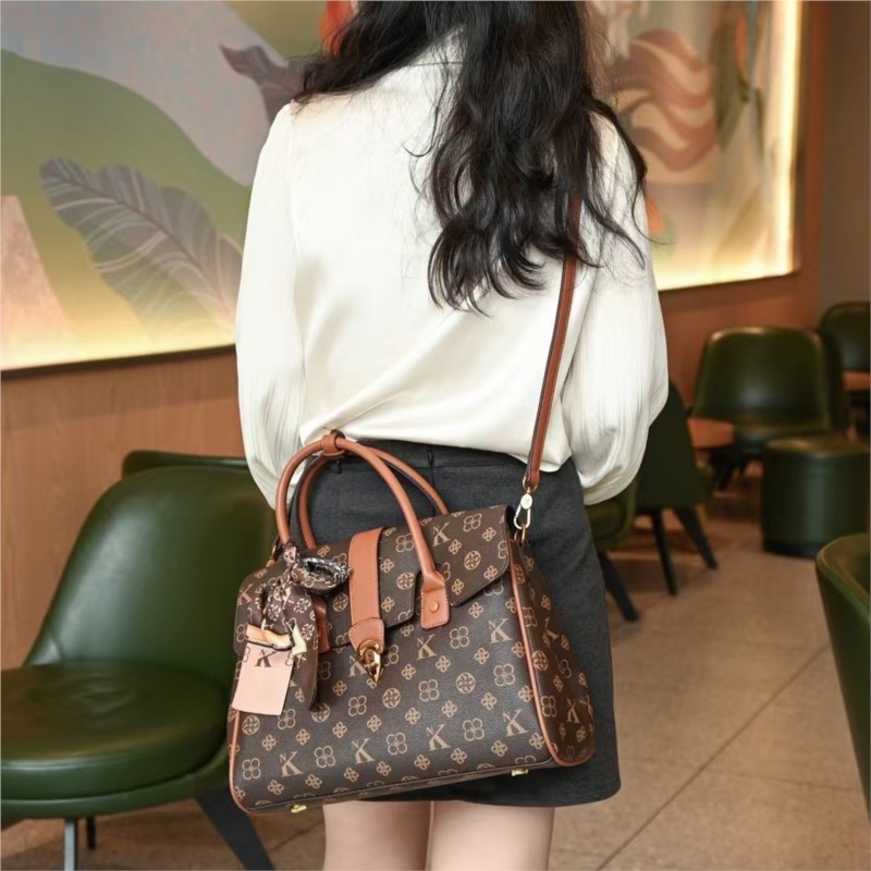 Hafif lüks marka kadın çantası - Luxury Bags Vendor incelemesi ve fiyatı
